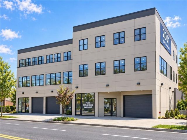Studio,  0.00 BTH &nbsp;Office style home in Dongan Hills-below Hylan