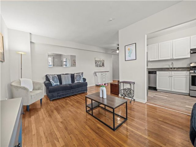  1 BR,  1.00 BTH &nbsp;Co-op style home in East Flatbush