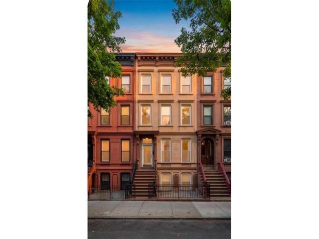 Studio,  0.00 BTH &nbsp;Multi-family style home in Bedford Stuyvesant