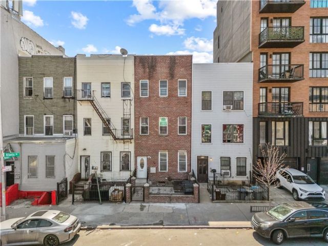 Studio,  0.00 BTH &nbsp;Multi-family style home in Ocean Hill
