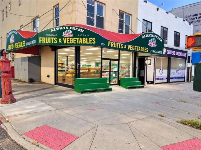 Studio,  0.00 BTH &nbsp;Store style home in Boro-park