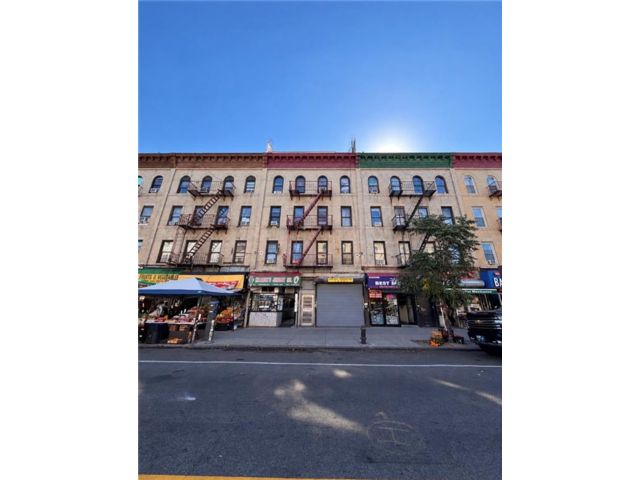 Studio,  0.00 BTH &nbsp;Mixed use style home in Sunset Park