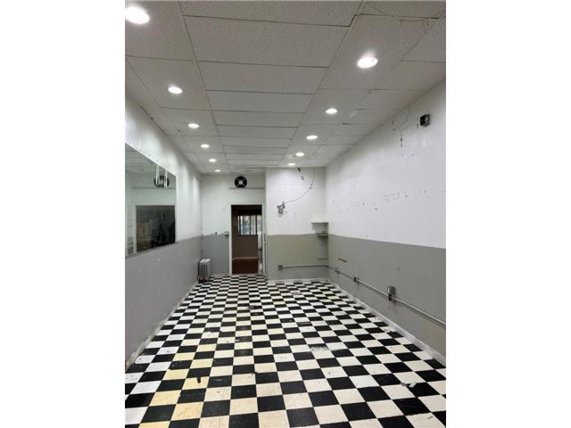 Studio,  0.00 BTH &nbsp;Store style home in Bensonhurst