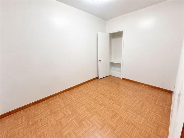 [PHOTO]