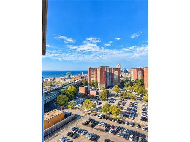 1 BR,  1.00 BTH &nbsp;Co-op style home in Brighton Beach