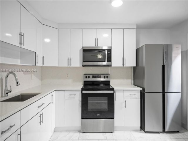  3 BR,  1.50 BTH &nbsp; style home in Miami