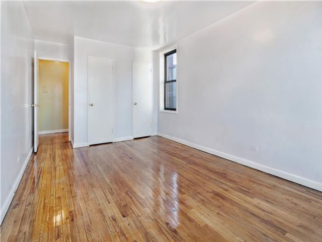 2 BR,  1.00 BTH &nbsp;Co-op style home in Sheepshead Bay