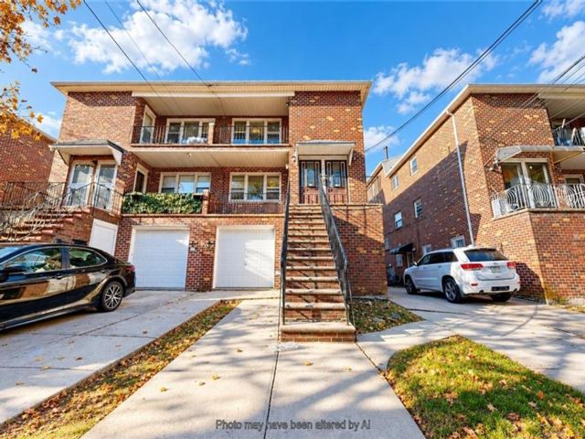  8 BR,  7.00 BTH &nbsp;Multi-family style home in Georgetown