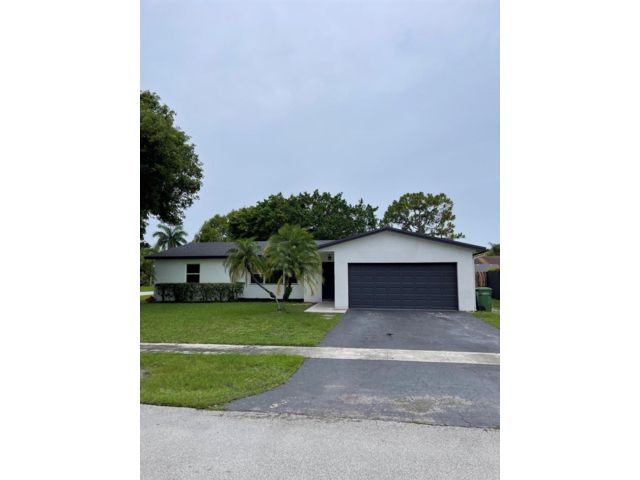  3 BR,  2.00 BTH &nbsp; style home in Margate