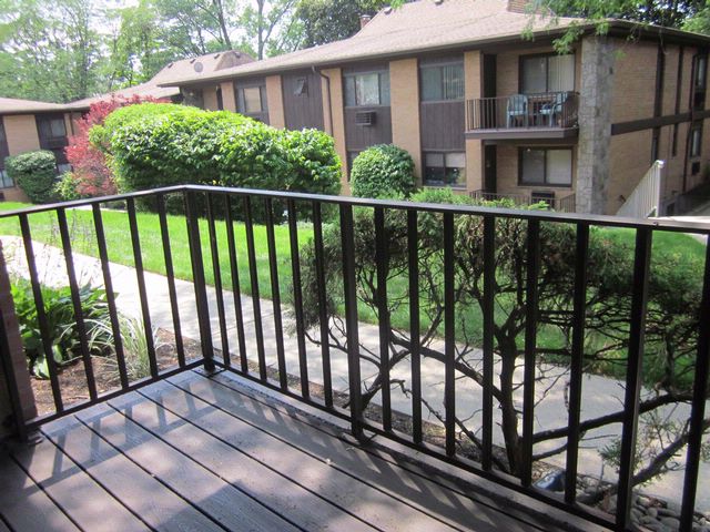 [Piermont Real Estate, listing number 6589076]