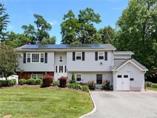 [Congers Real Estate, listing number 6959736]