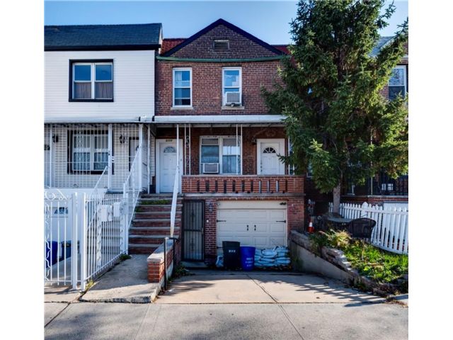 Studio,  0.00 BTH &nbsp;Multi-family style home in Marine Park