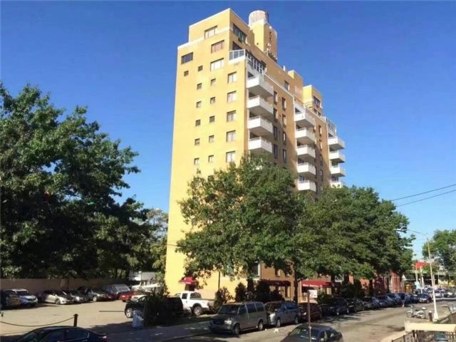  1 BR,  1.00 BTH &nbsp;Condominium style home in Sunset Park