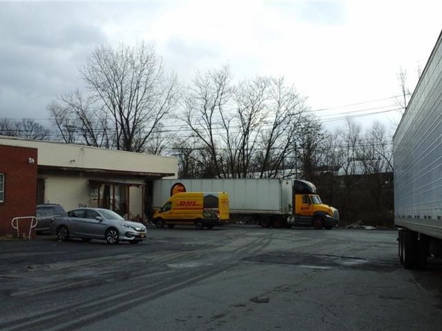 [New Windsor Real Estate, listing number 7100432]