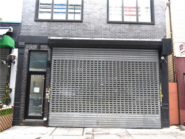  2 BR,  3.00 BTH &nbsp;Other style home in Cypress Hills