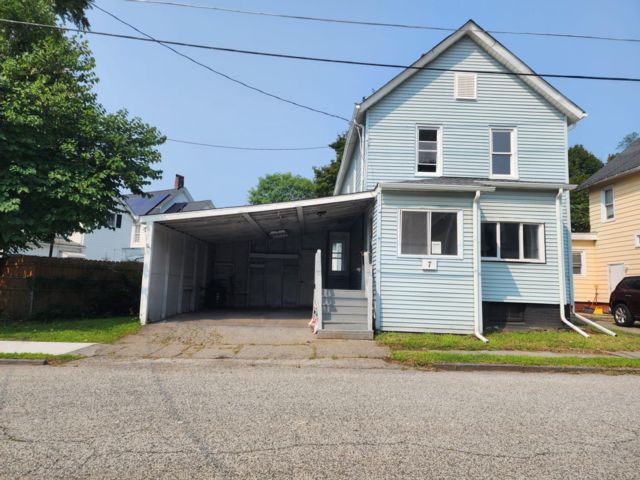  3 BR,  2.00 BTH &nbsp;A-frame style home in Port Jervis