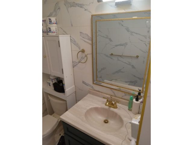  3 BR,  1.00 BTH &nbsp;Colonial style home in Rockville Centre