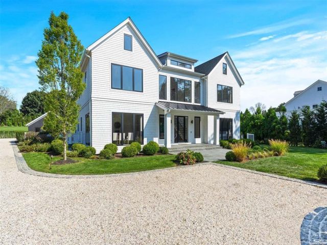  7 BR, 10.00 BTH &nbsp;Modern style home in Southampton