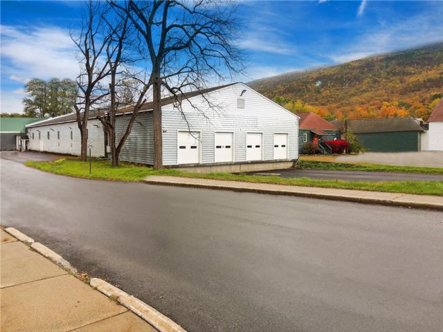 [Ellenville Real Estate, listing number 7143593]