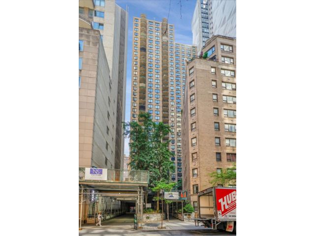  2 BR,  1.00 BTH &nbsp;Other style home in New York (manhattan)