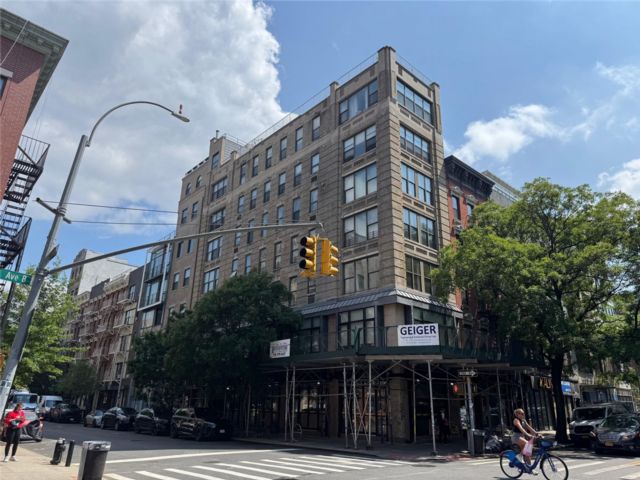  2 BR,  2.00 BTH &nbsp;Other style home in New York (manhattan)