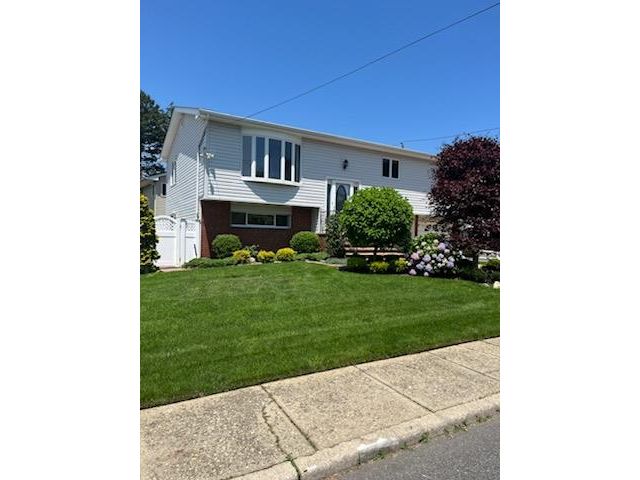 [Bethpage Real Estate, listing number 7173699]