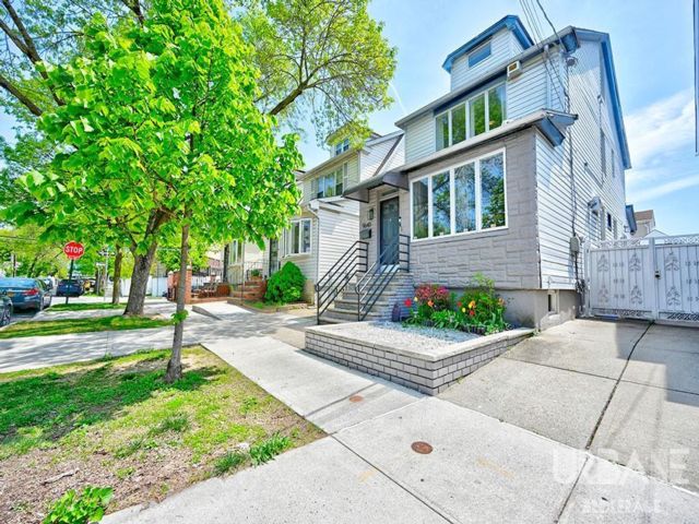 [Ozone Park Real Estate, listing number 7174766]