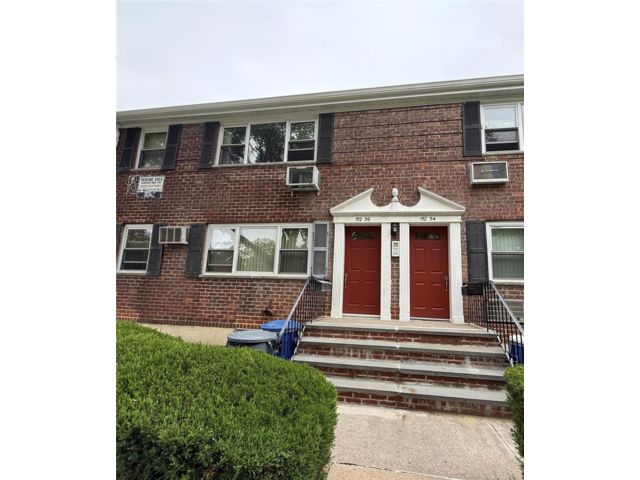  2 BR,  1.00 BTH &nbsp;Other style home in Flushing