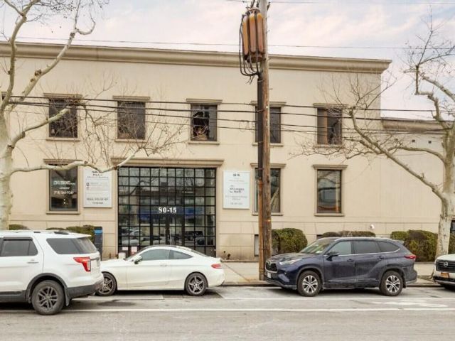 Studio,  0.00 BTH &nbsp;House style home in Jamaica