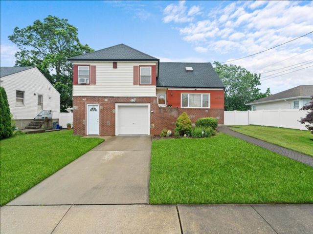 [Freeport Real Estate, listing number 7180836]