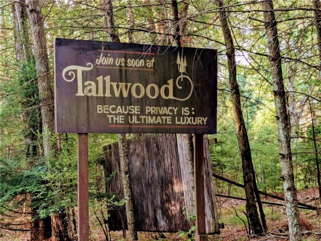 Lot <b>Size:</b>  &nbsp;House style home in Bethel