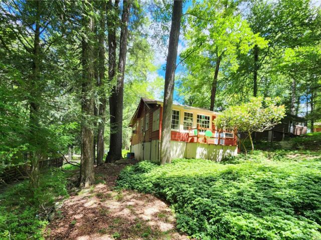  2 BR,  1.00 BTH &nbsp;Cottage style home in Smallwood