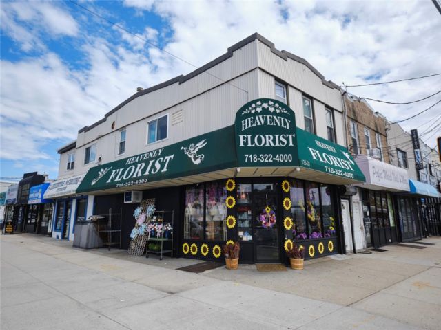 Studio,  0.00 BTH &nbsp;Commercial style home in Ozone Park