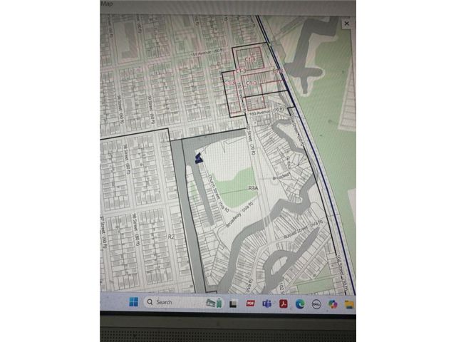 [Howard Beach Real Estate, listing number 7188832]