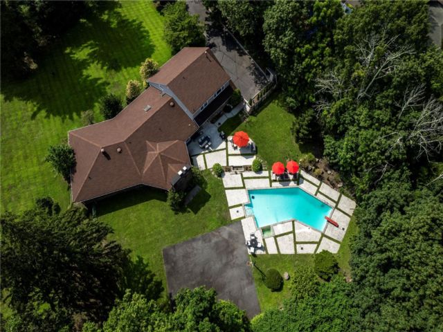  5 BR,  4.00 BTH &nbsp;Other style home in New City