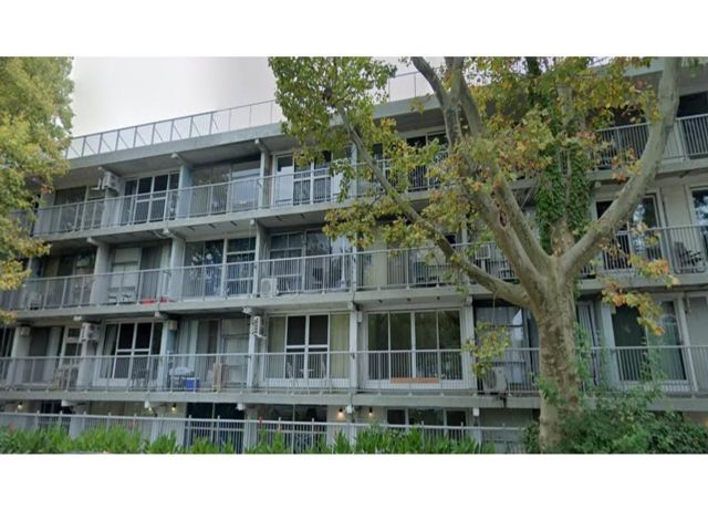 Studio,  0.00 BTH &nbsp;Mid rise style home in Bayside