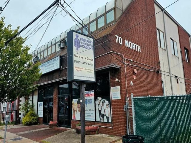 Studio,  0.00 BTH &nbsp;House style home in Freeport