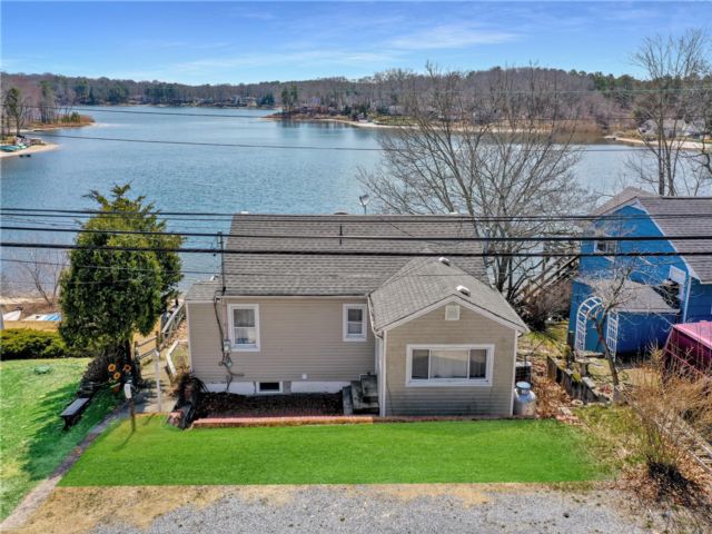 [Ridge Real Estate, listing number 7191144]