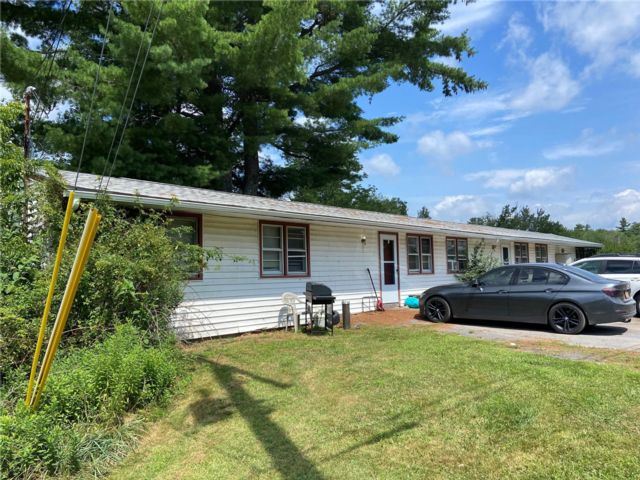  2 BR,  2.00 BTH &nbsp;Ranch style home in Kiamesha Lake