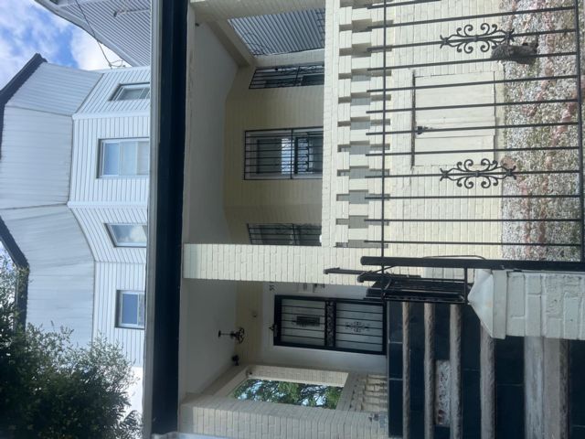 [Corona Real Estate, listing number 7192357]