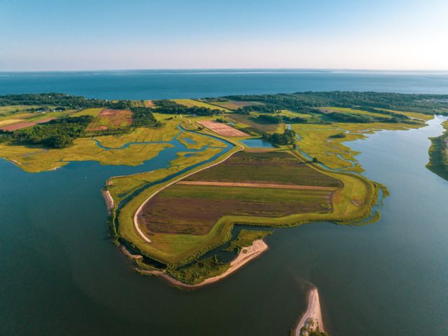  6 BR,  6.00 BTH &nbsp;Cottage style home in Orient