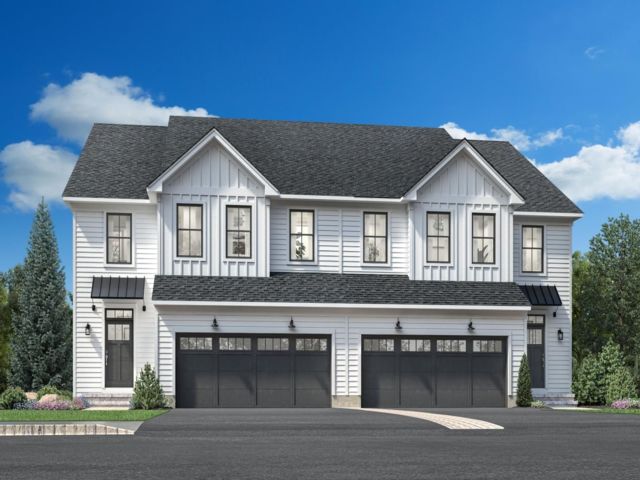  3 BR,  3.00 BTH &nbsp;Carriage house style home in Yonkers