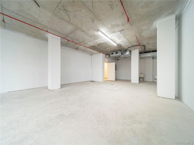 [PHOTO]