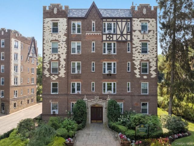 [Bronxville Real Estate, listing number 7194586]