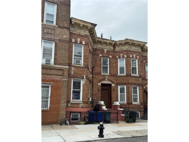 [Glendale Real Estate, listing number 7198427]