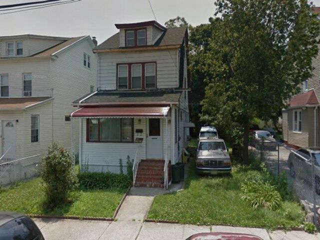  3 BR,  2.00 BTH &nbsp;Other style home in Jamaica