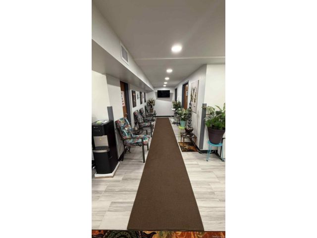 Studio,  0.00 BTH &nbsp;House style home in Queens Village