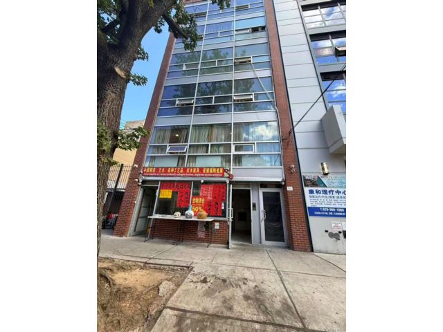 Studio,  0.00 BTH &nbsp;House style home in Flushing