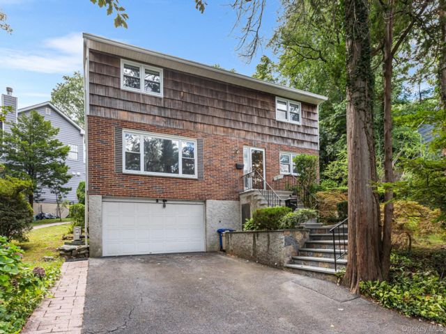 [Bronxville Real Estate, listing number 7203140]