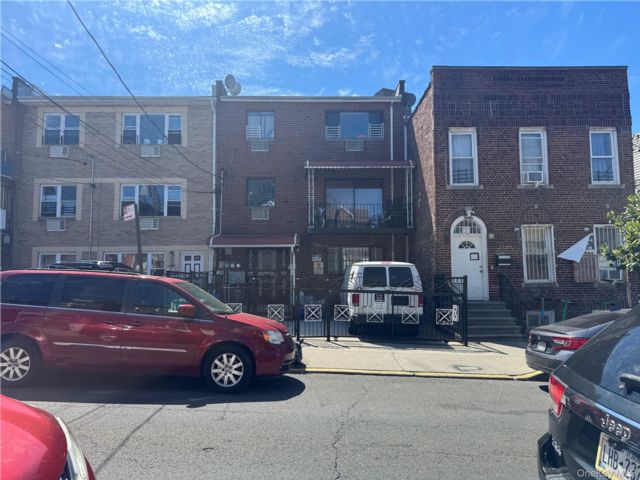 Studio,  0.00 BTH &nbsp;House style home in Mosholu